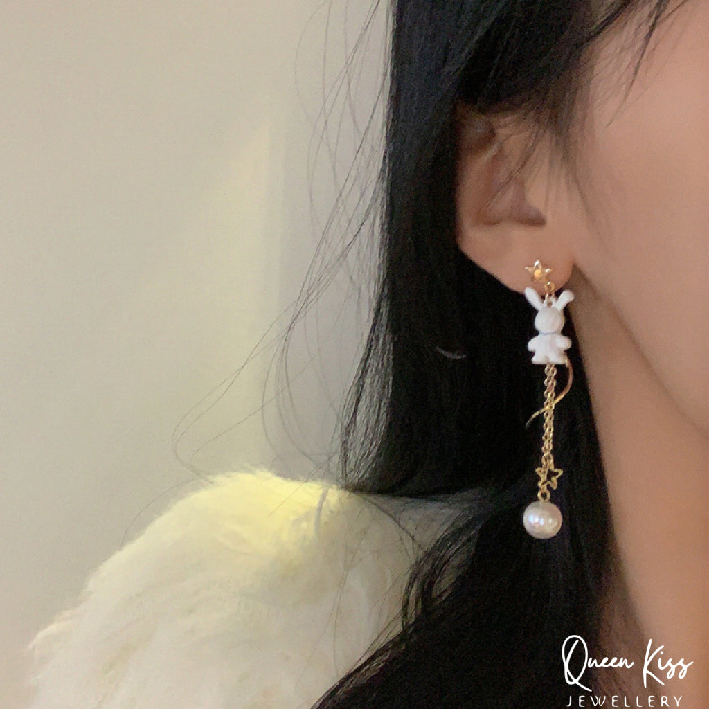 Super Cute White Bunny Rabbit Star Pearl Earrings -- Take Me to The Moon!!