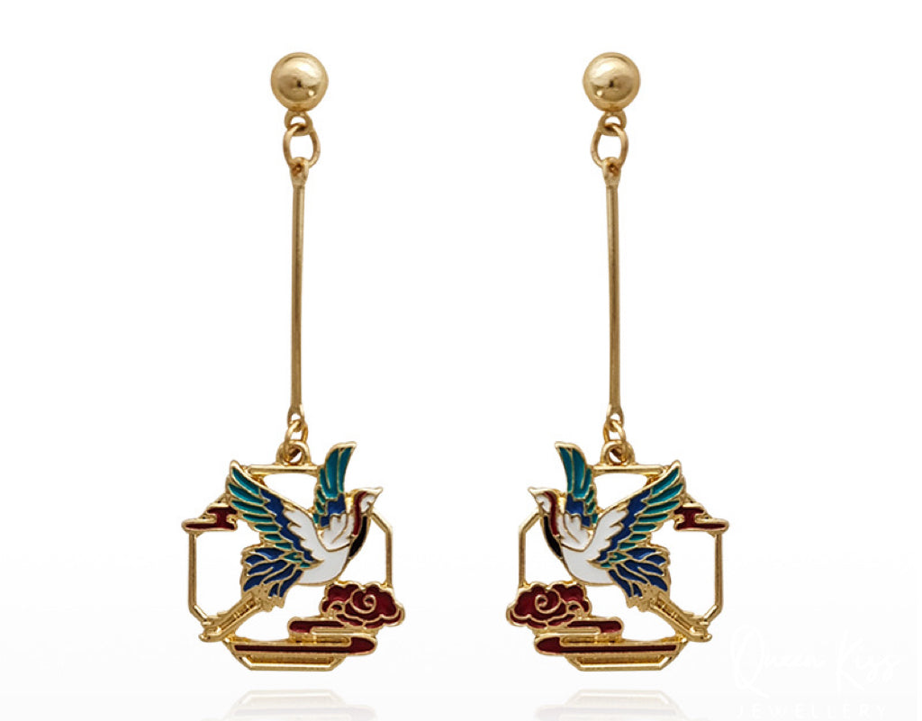 Super Cute Japanese Style Flying Crane Dangly Earrings -- Crane Lover!!