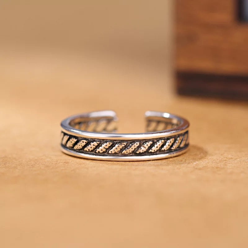 Vintage Minimalist Adjustable Silver Ring