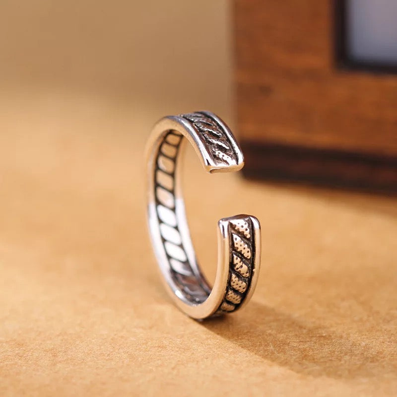 Vintage Minimalist Adjustable Silver Ring