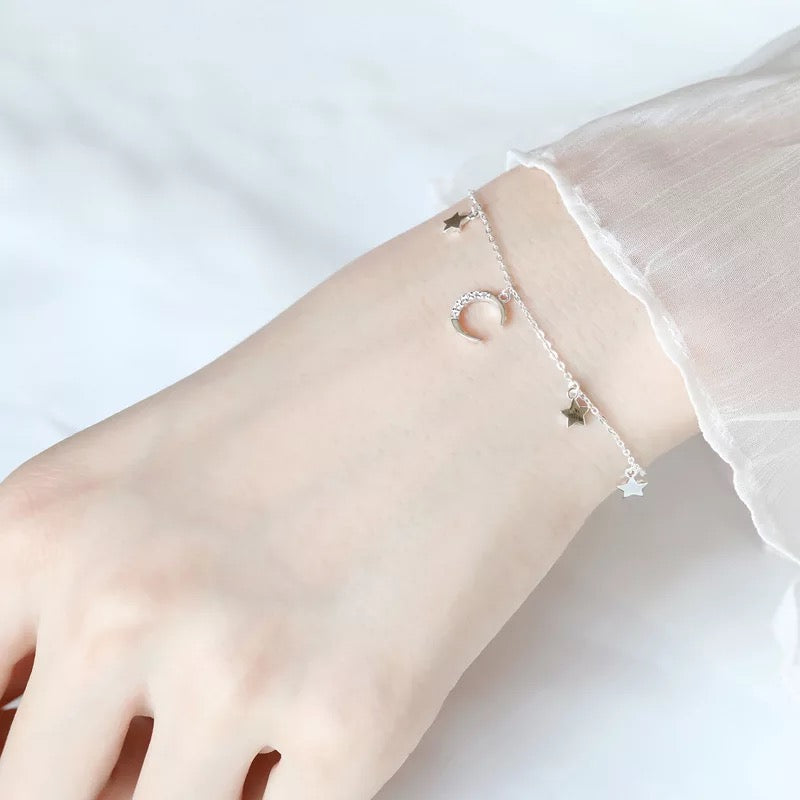 Romantic Stars and Moon 925 Sterling Silver Bracelet - What a wonderful night!!