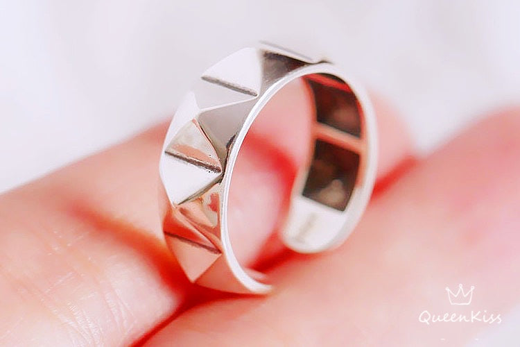 Cool Quirky Adjustable Silver Ring -- Words