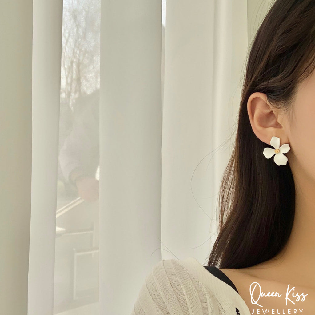 Enamel Matt Cute Adorable Gold White Purple and Green 3D Flower Floral Studs Earrings -- Sexy Baby!!