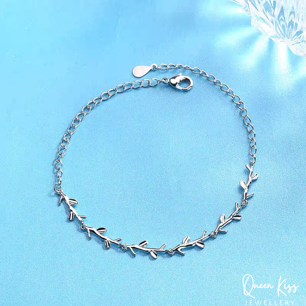 Sterling Silver Tiny Leaves Charm Bracelet Adjustable Length Lovely 925 Sterling Silver Bracelet - Fallen Leaves!