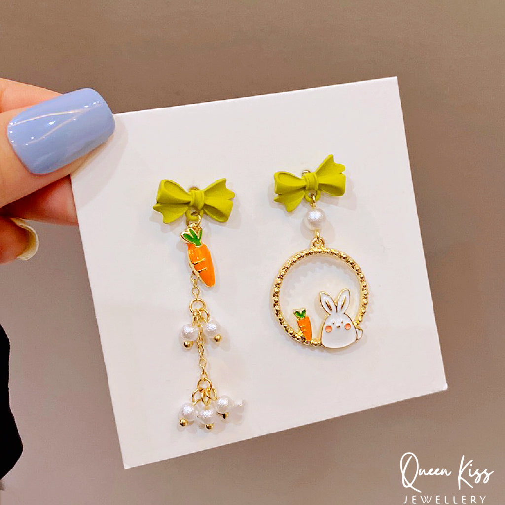 Super Cute Rabbit Bunny and Carrot Earrings -- Sayonara!!