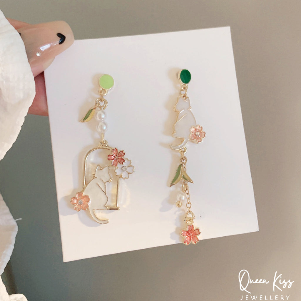 Super Cute Kitty Cat and Flower Pearl Earrings -- Love Is All Around!!