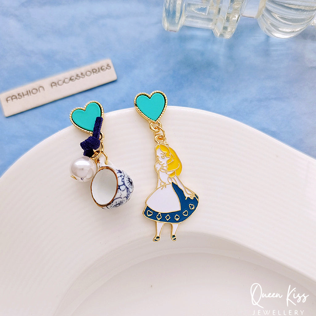Super Cute Wonderland Alice And High Tea Cup Heart Enamelled Earrings -- Chatime!!