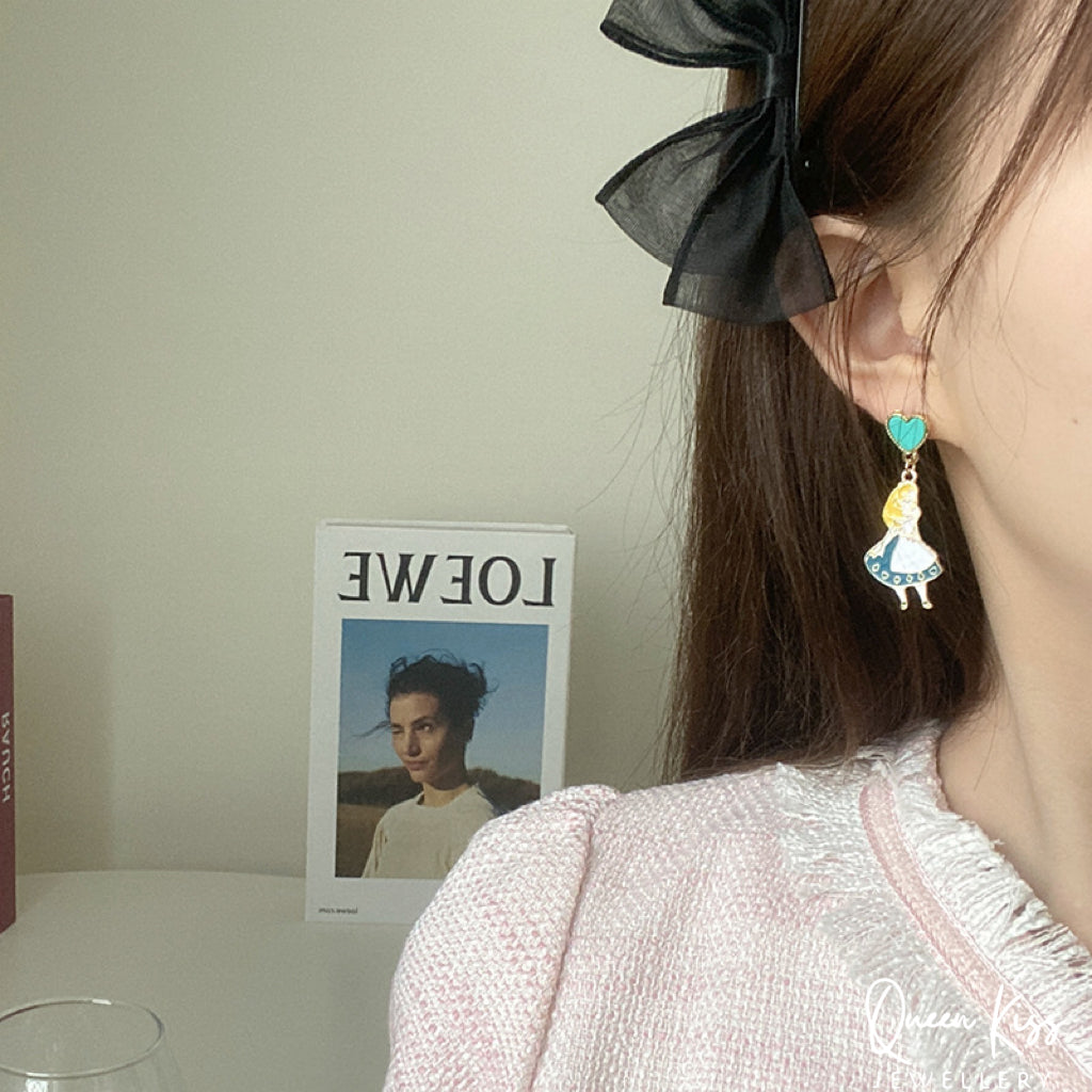 Super Cute Wonderland Alice And High Tea Cup Heart Enamelled Earrings -- Chatime!!