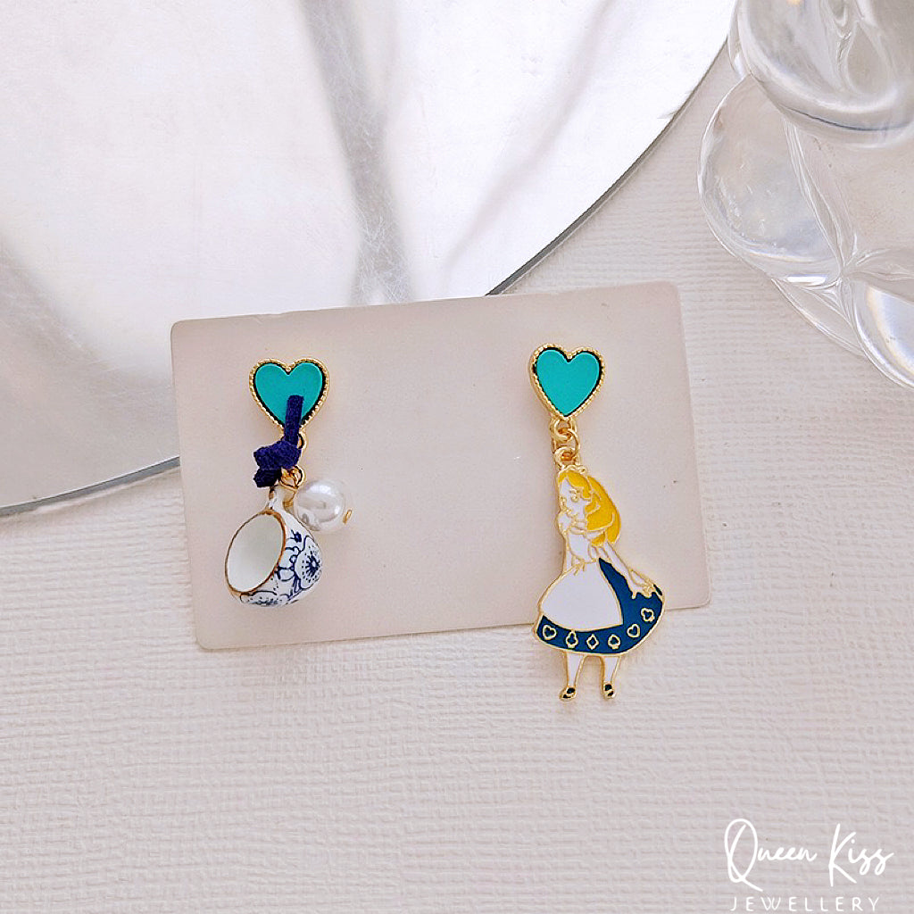 Super Cute Wonderland Alice And High Tea Cup Heart Enamelled Earrings -- Chatime!!