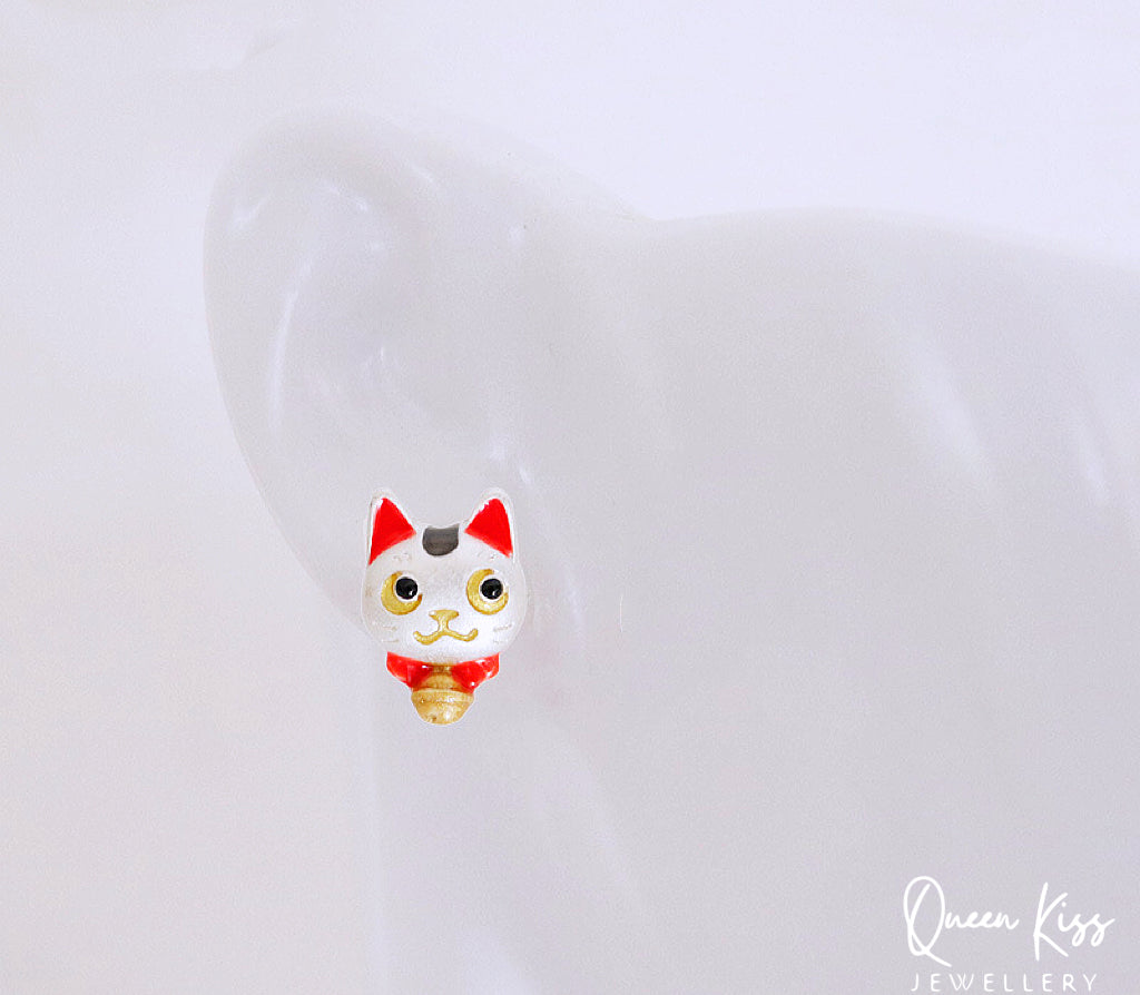 Super Cute Japanese Style Lucky Cat Buddy Stud Earrings -- Good Luck!!