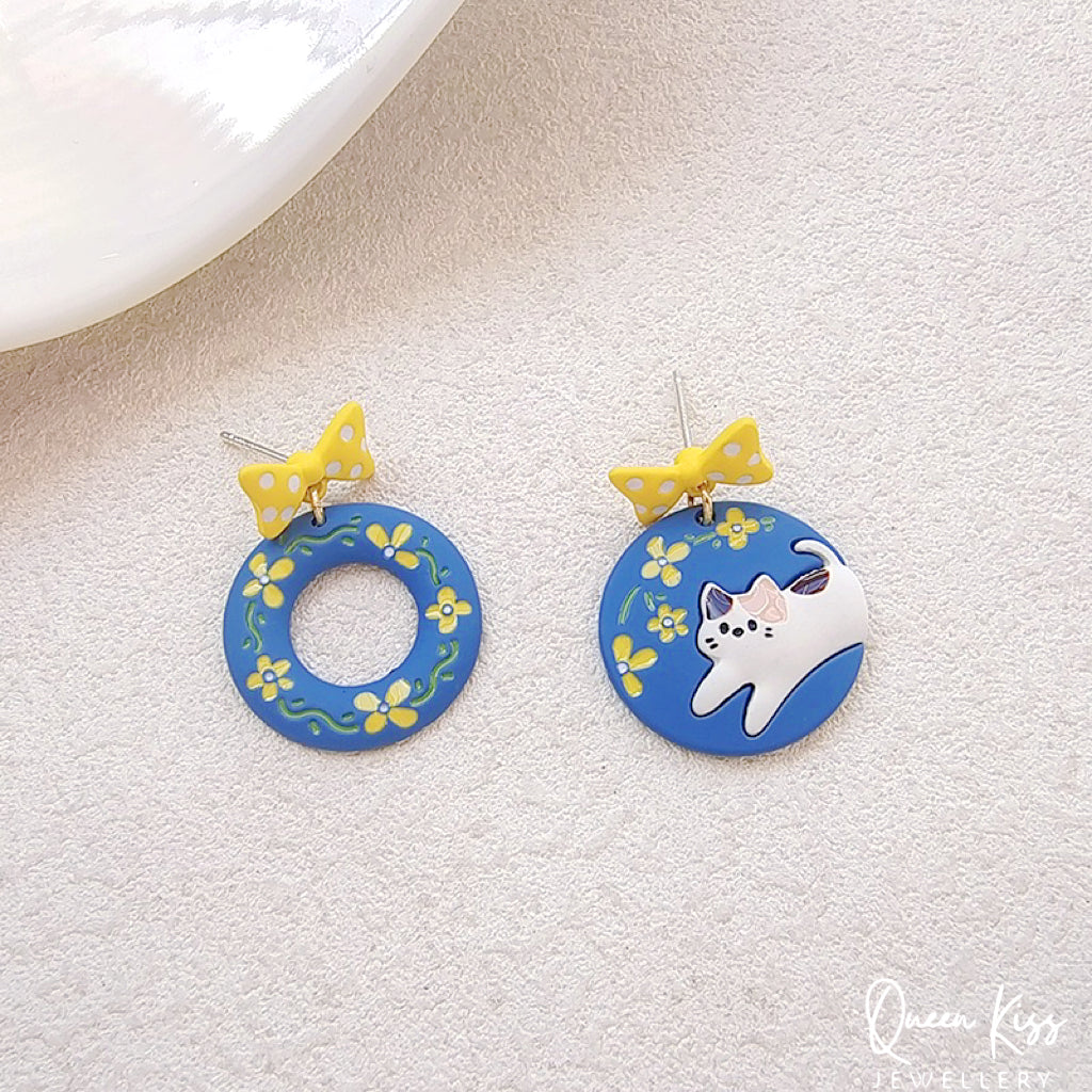 Super Cute Resting Kitty and Fun Flower Love Earrings -- Fun Time!!