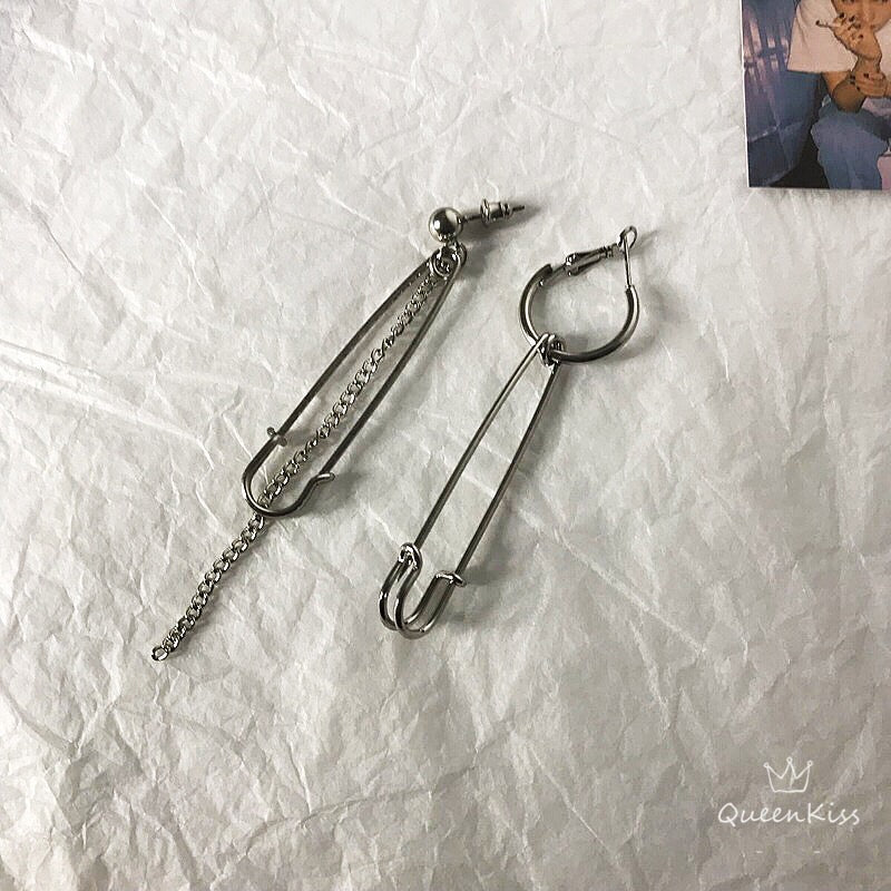 Safety Pin and Chain Silver Earrings -- Be Cool!!