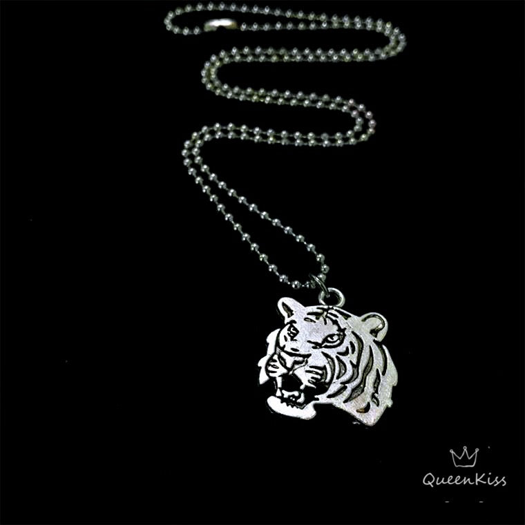 Funky Punk Stainless Steel Cool Cute Adorable Roaring Tiger Silver Necklace -- King of the world!!