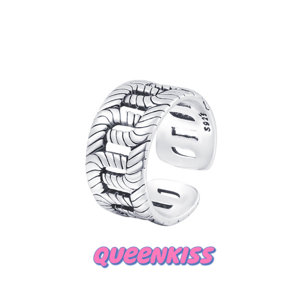 Cool Quirky Adjustable Silver Ring -- West World