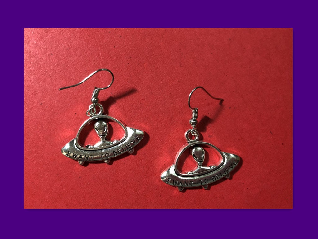 Sale!!! I Want To Believe Alien Silver Earrings -- Beep Beep!!