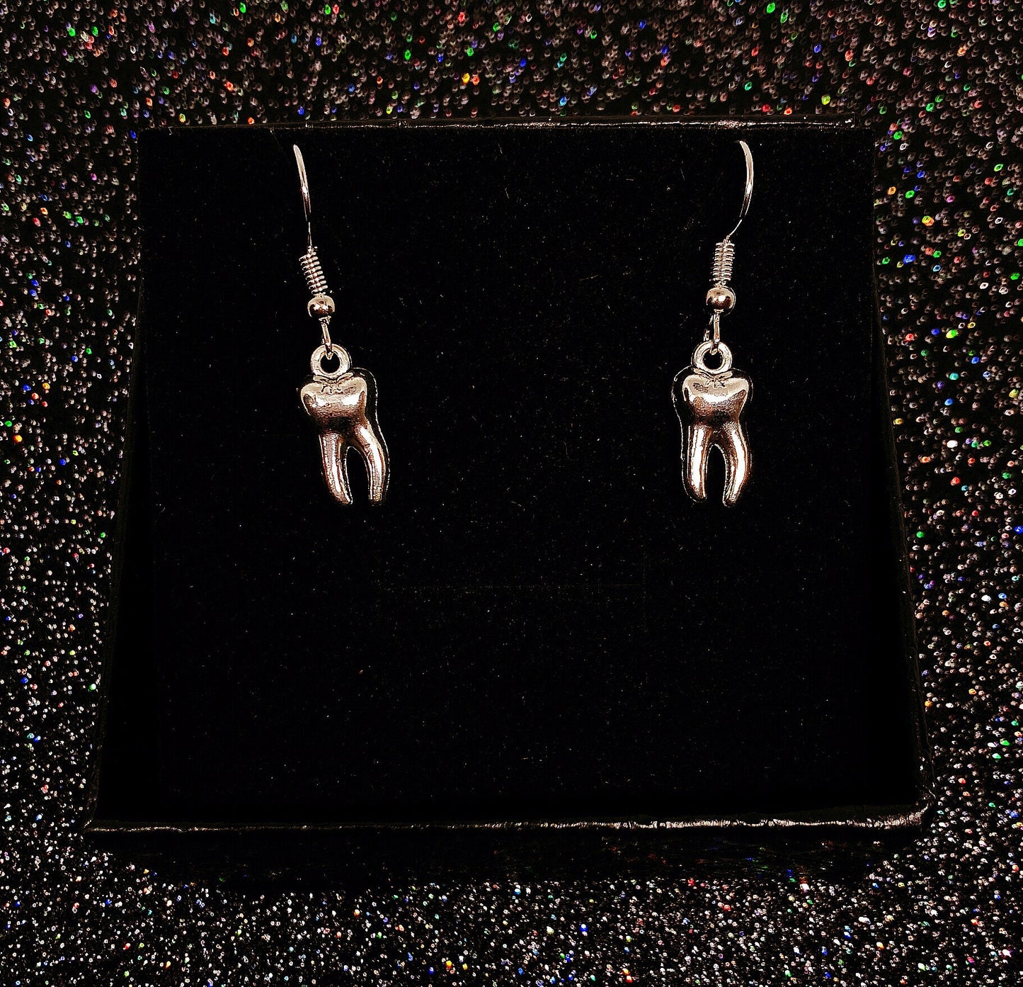 Sale!!! Lovely Teeth Silver Earrings -- Remember me!!