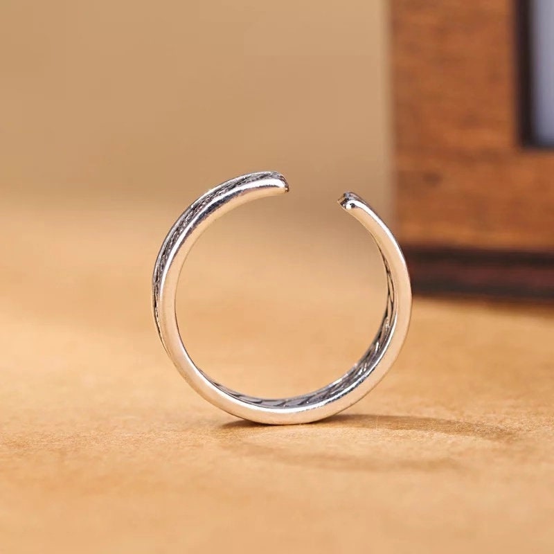 Vintage Minimalist Adjustable Silver Ring