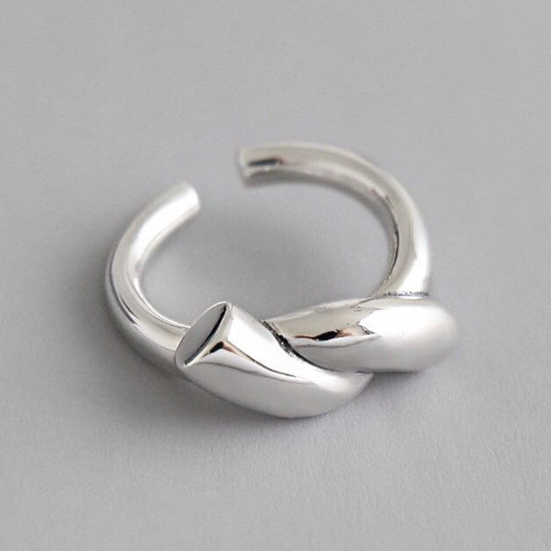 Modern Minimalist Crossing Ribbon Adjustable Silver Ring -- Gorgeous Woman