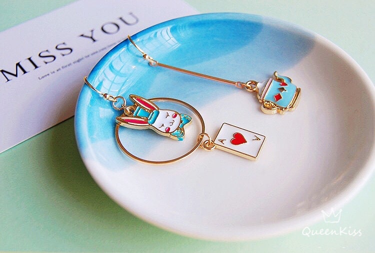Super Cute Wonderland Rabbit Kettle and Ace Card Enamelled Earrings -- Hide and Seek!!