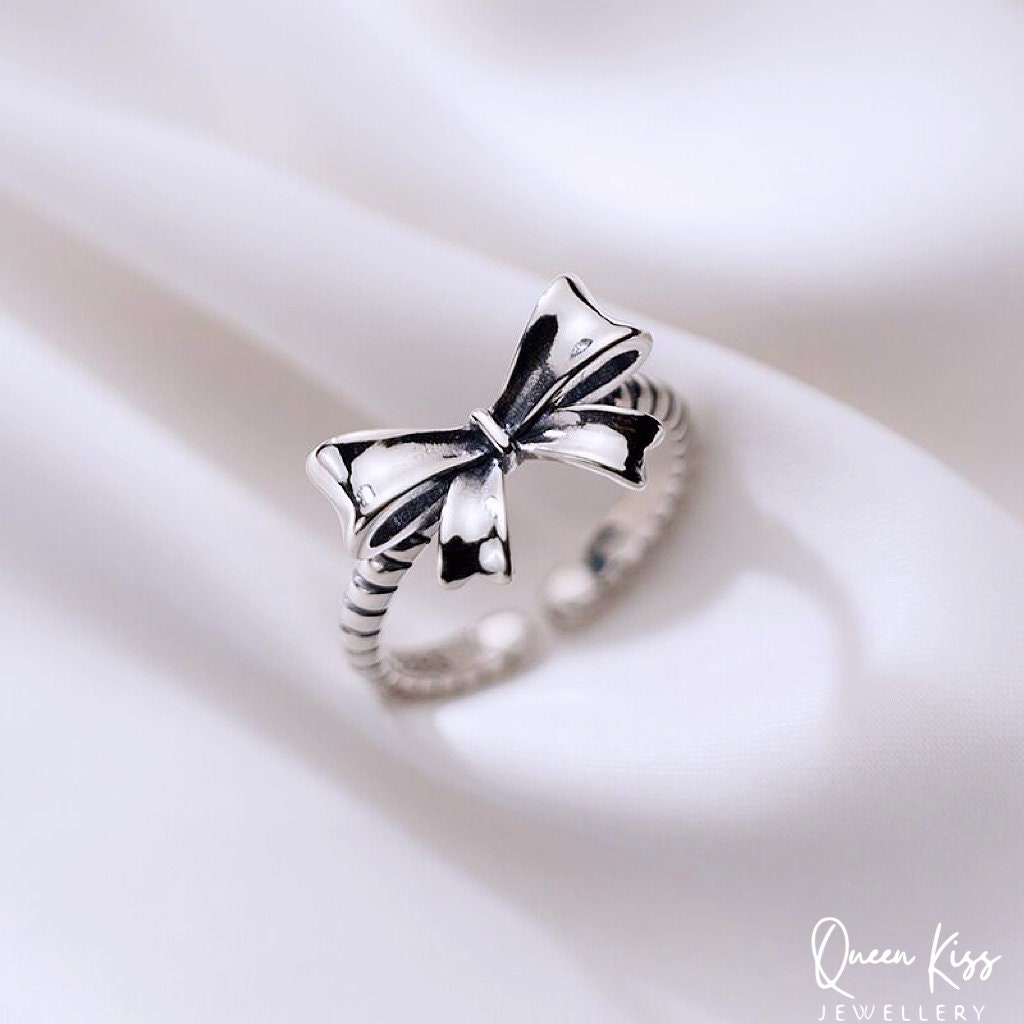 Bowknot Minimalist Vintage Adjustable Silver Ring