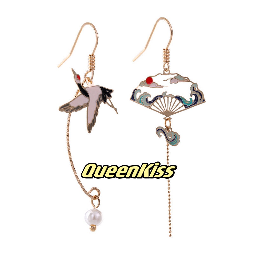 Super Cute Japanese Style Crane and Japanese Fan Earrings -- Peace of Love!!