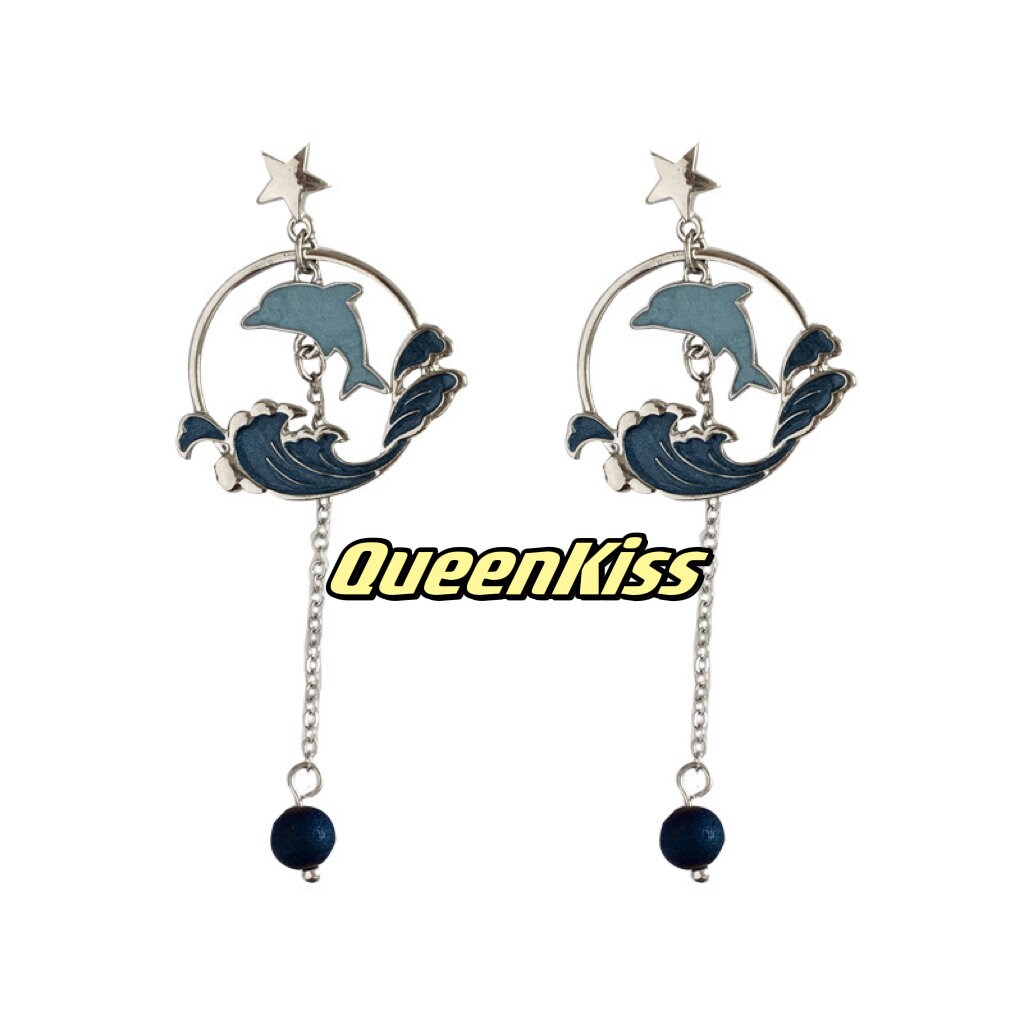 Super Cute Dolphin Swiming in the Ocean Under the Star Earrings -- MyDolphin!!