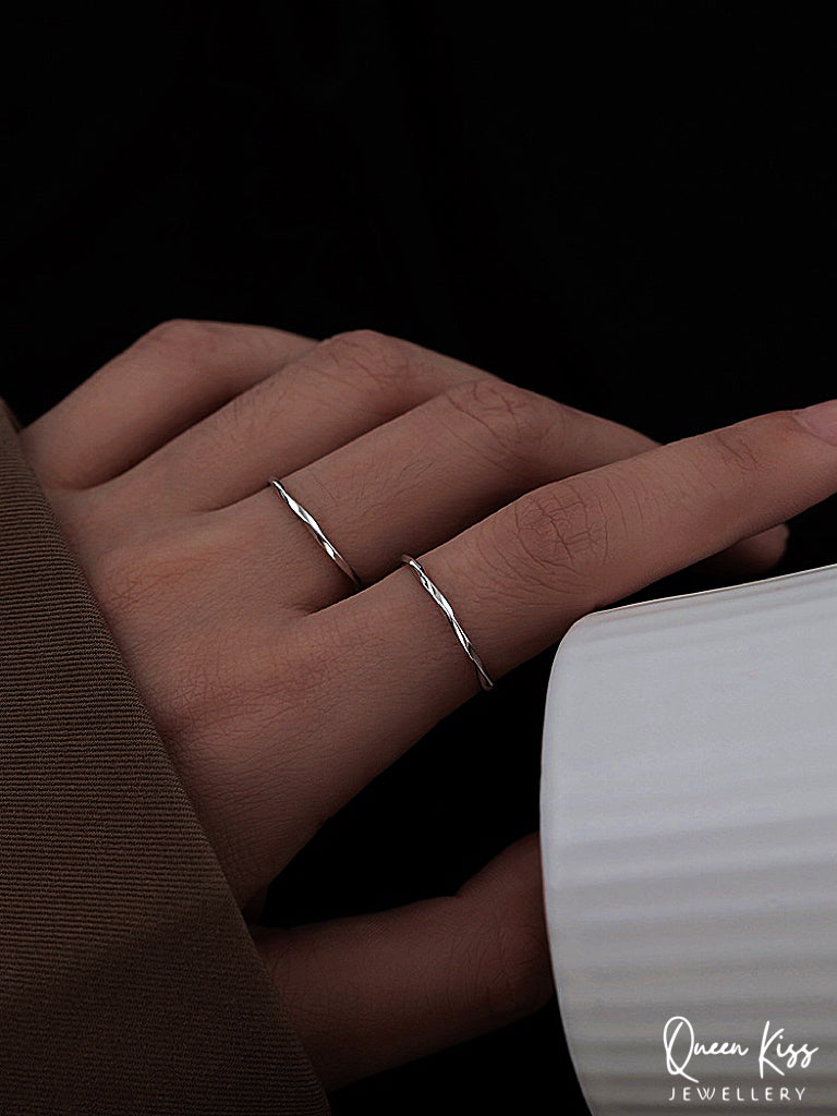 Modern Minimalist Wave Adjustable Silver Ring -- Hot Wave