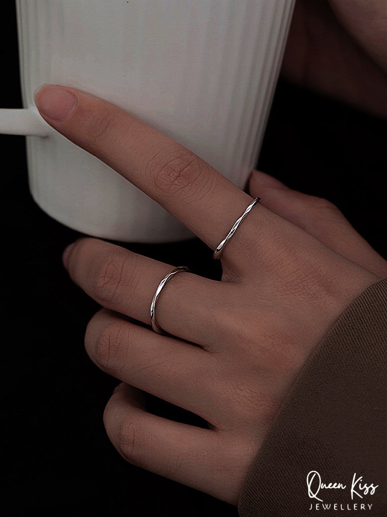 Modern Minimalist Wave Adjustable Silver Ring -- Hot Wave