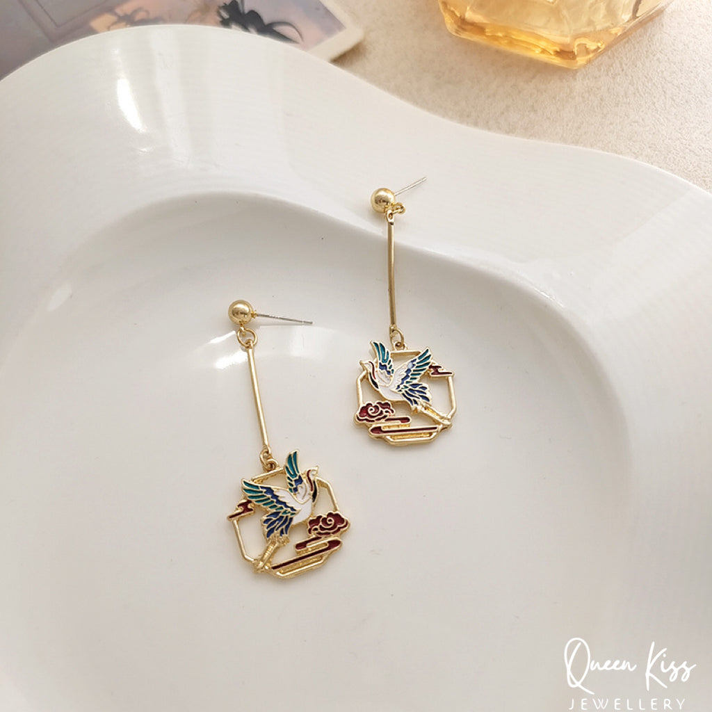 Super Cute Japanese Style Flying Crane Dangly Earrings -- Crane Lover!!