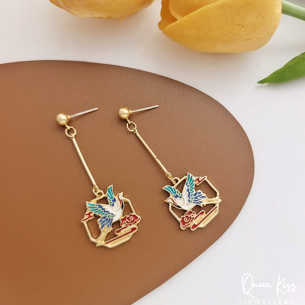 Super Cute Japanese Style Flying Crane Dangly Earrings -- Crane Lover!!