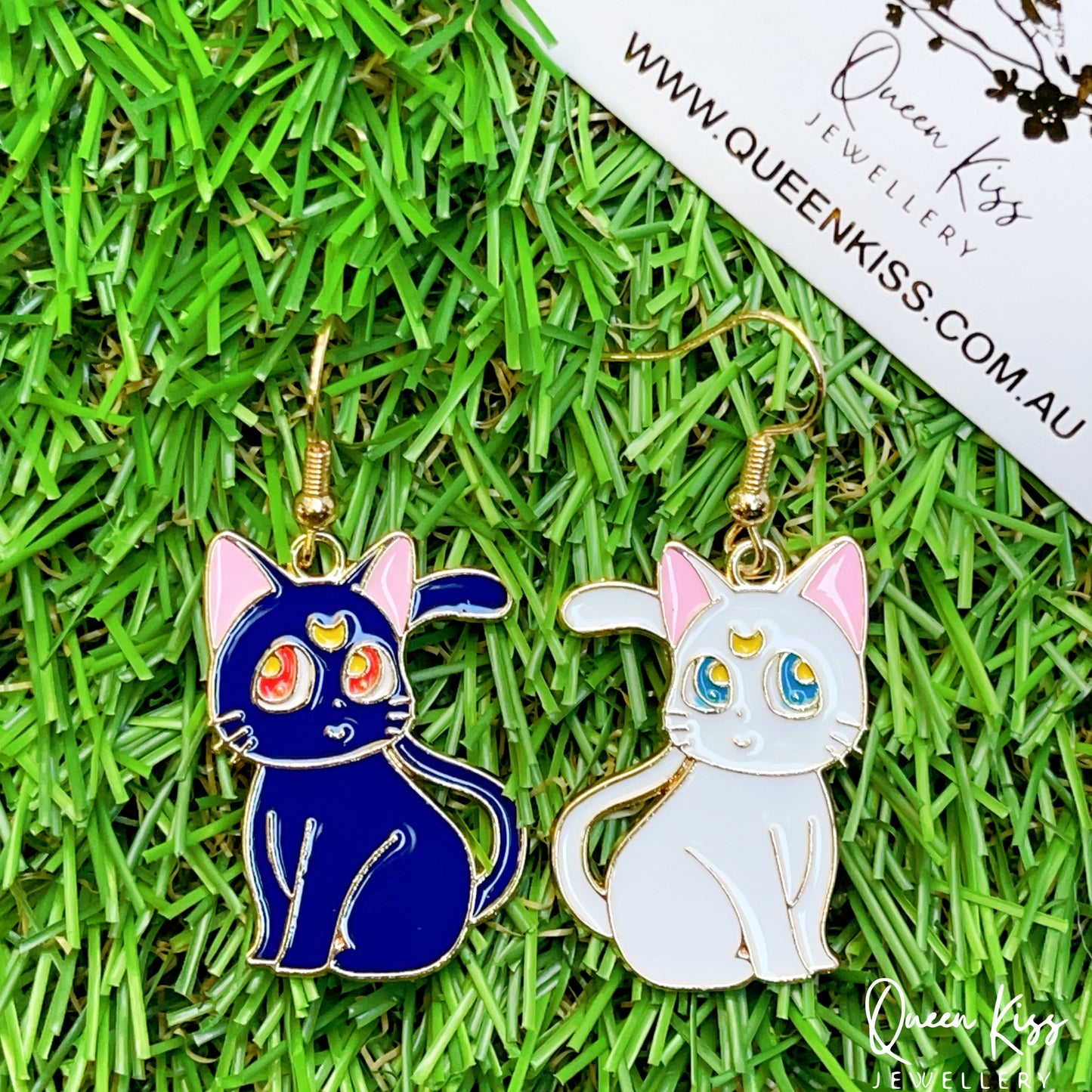 Super Cute Sailor Moon Kitty Cat Earrings -- In the Name of Moon!!