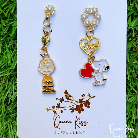 Super Cute Snoopy Family Love Enamelled Earrings -- Snoopy Doggy!!