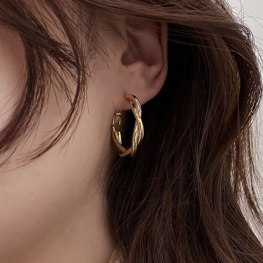 Twist Gold 18k, Gold Hoop Earrings, Hypoallergenic Titanium Fill, 18k Gold Plated Hoop, Dainty Minimalist -- 18K Lovers!!