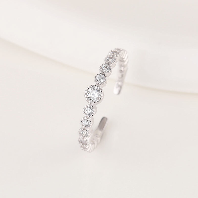 Gorgeous Dazzle Cubic Zircon Central Star Adjustable 925 Sterling Silver Ring
