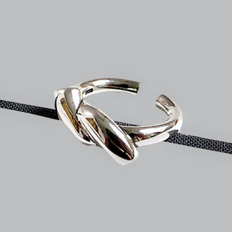 Modern Minimalist Crossing Ribbon Adjustable Silver Ring -- Gorgeous Woman