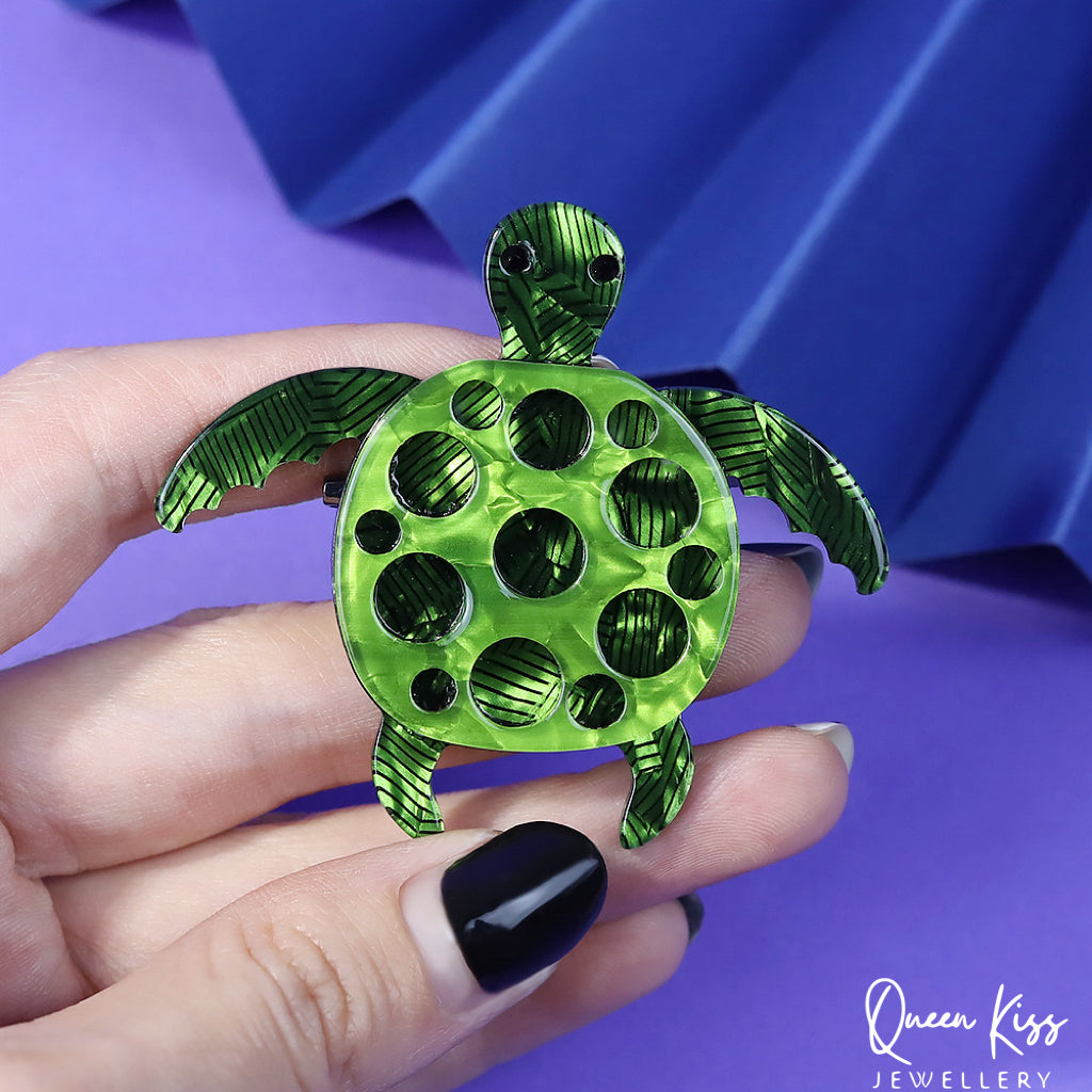 Cute Adorable Good Quality Acrylic Colorful Sea Turtle Brooches Artist Gift for Her, Mother, Kid, Sister, Good Friends