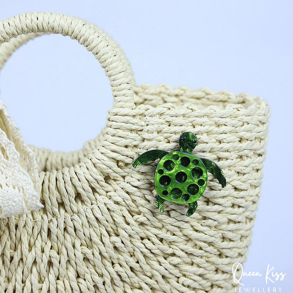 Cute Adorable Good Quality Acrylic Colorful Sea Turtle Brooches Artist Gift for Her, Mother, Kid, Sister, Good Friends