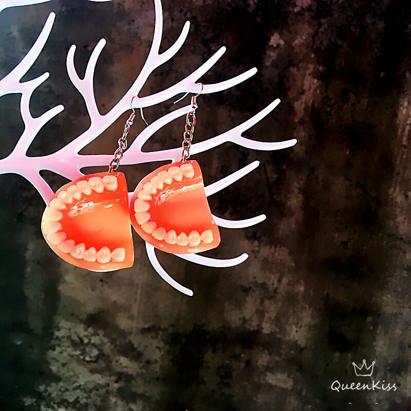 Bit Heavy Quirky Adorable Teeth and Mouth Earrings -- Love Ya Everyday!!