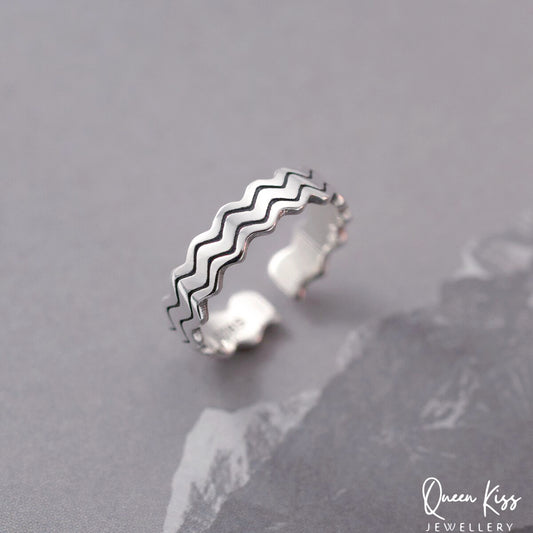 Modern Minimalist Wave Adjustable Silver Ring -- Hot Wave
