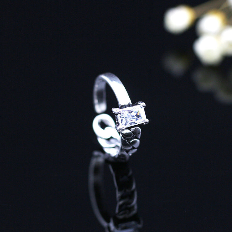 s925 Cool Vintage Asymmetrical White and Black Cubic Zircon Adjustable Silver Ring