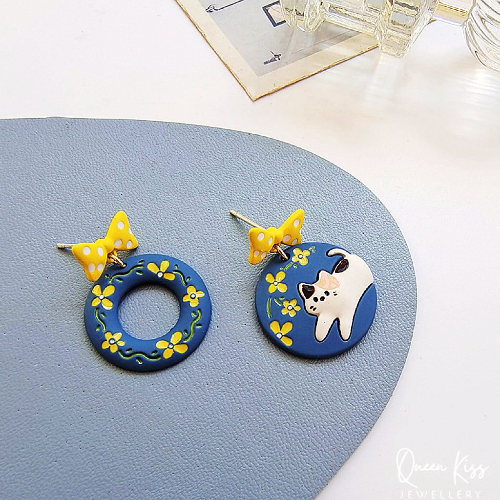Super Cute Resting Kitty and Fun Flower Love Earrings -- Fun Time!!