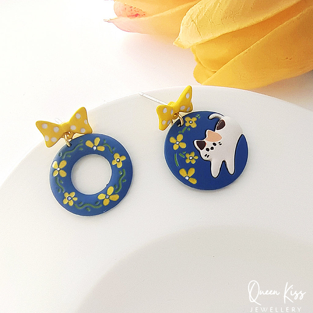 Super Cute Resting Kitty and Fun Flower Love Earrings -- Fun Time!!