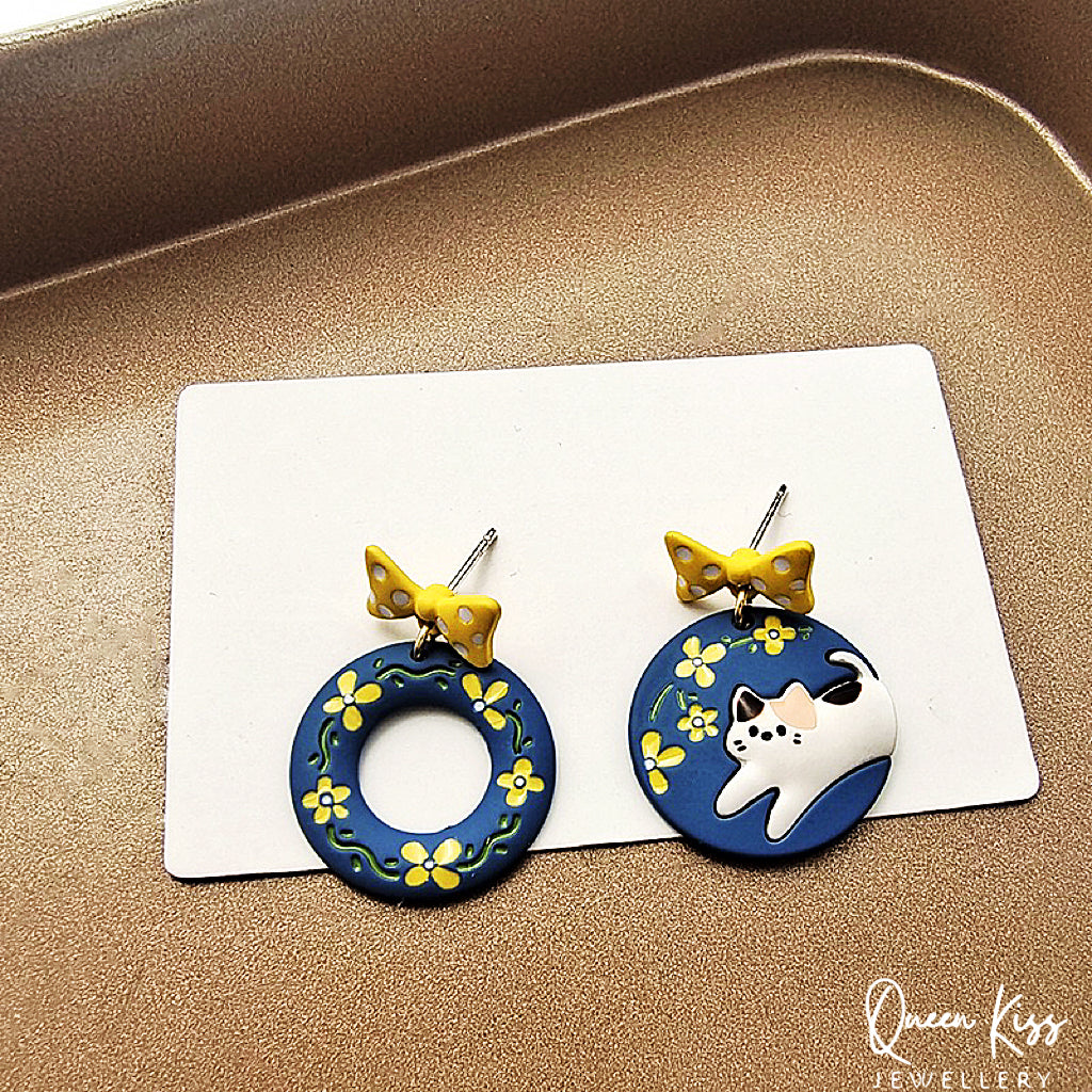 Super Cute Resting Kitty and Fun Flower Love Earrings -- Fun Time!!