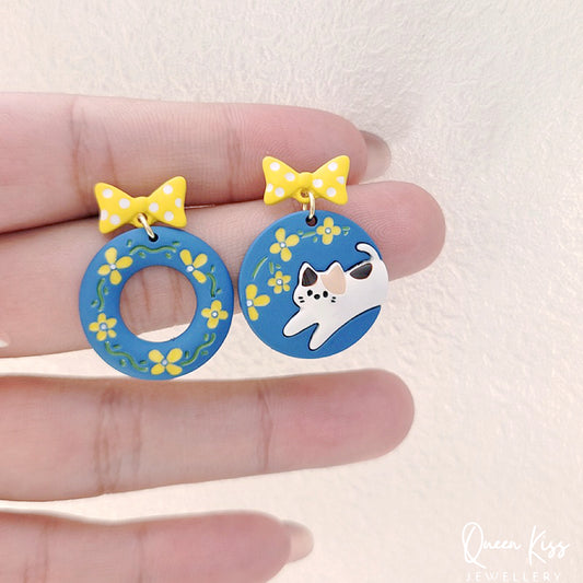 Super Cute Resting Kitty and Fun Flower Love Earrings -- Fun Time!!