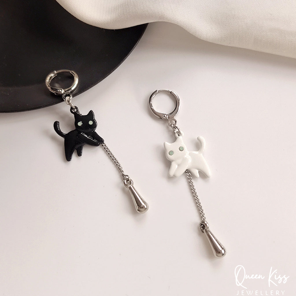 Super Cute White and Black Cat Kitty Earrings -- Black and White!!
