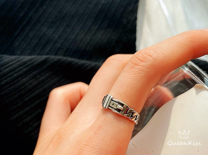 Vintage Quirky Cool Adjustable Silver Ring Belt -- Simply the Best