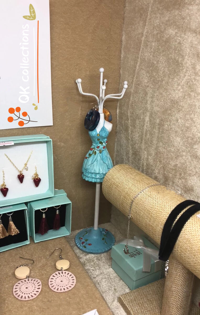 Princess Dress Jewellery Display Holder Mannequin Hanger Necklace Bracelet Ring Earrings Ornamental Stand Home Shop Party Decor-Princess Blu