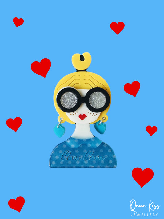 Cute Adorable Good Quality Acrylic Art Work Fine Blonde Lady Brooches Artist Gift for Her, Mother, Kid, Sister, Good Friends