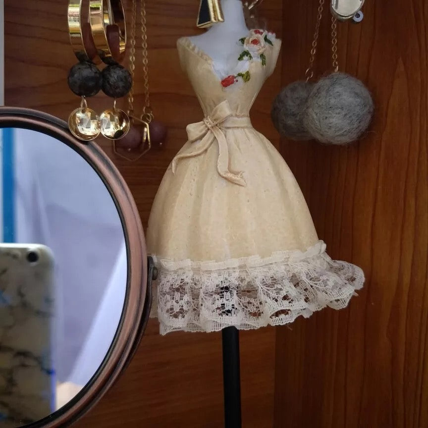 Princess Dress Jewellery Display Holder Mannequin Hanger Necklace Bracelet Ring Earrings Ornamental Stand Home Shop Party Decor-Princess W.