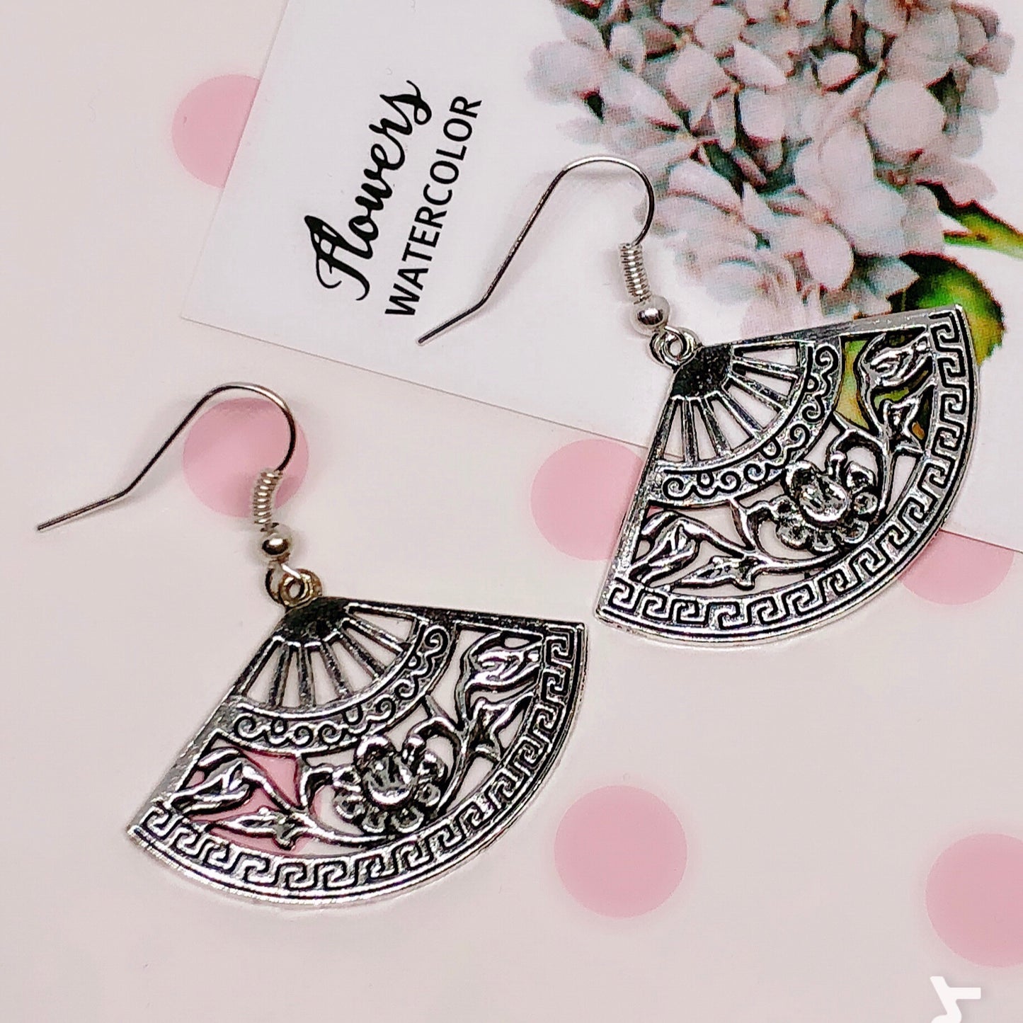 Sale!!! Elegant Floral Fan Silver Earrings -- Gorgeous Lady!!